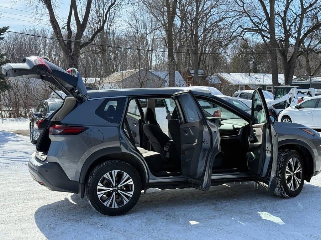 used 2021 Nissan Rogue car, priced at $17,999