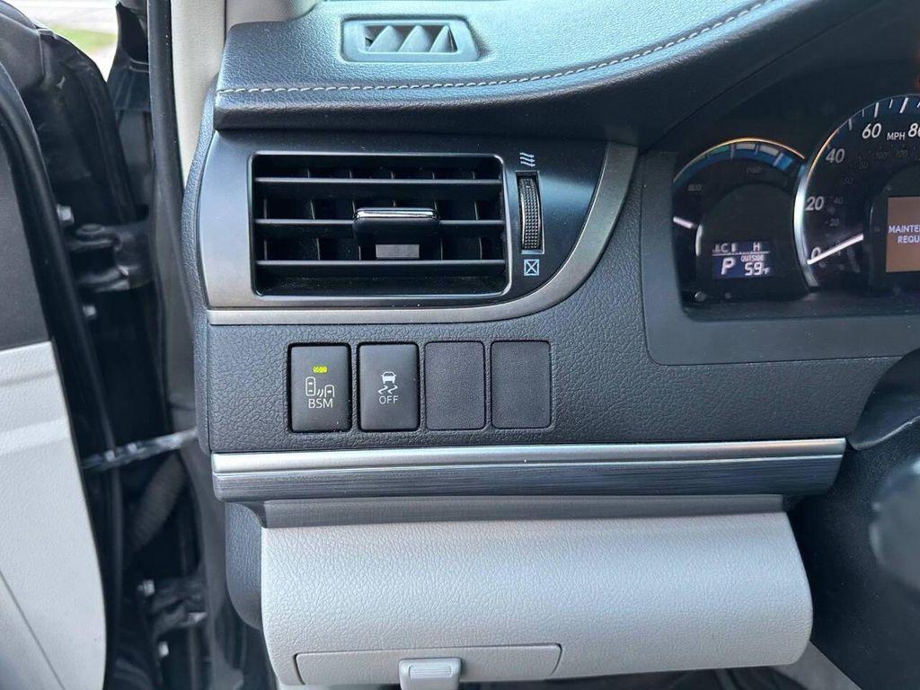 used 2012 Toyota Camry Hybrid car, priced at $12,999