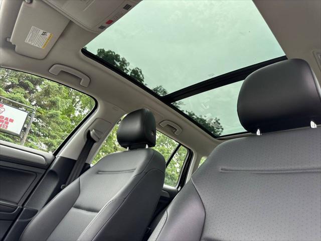 used 2017 Volkswagen Golf SportWagen car, priced at $12,999