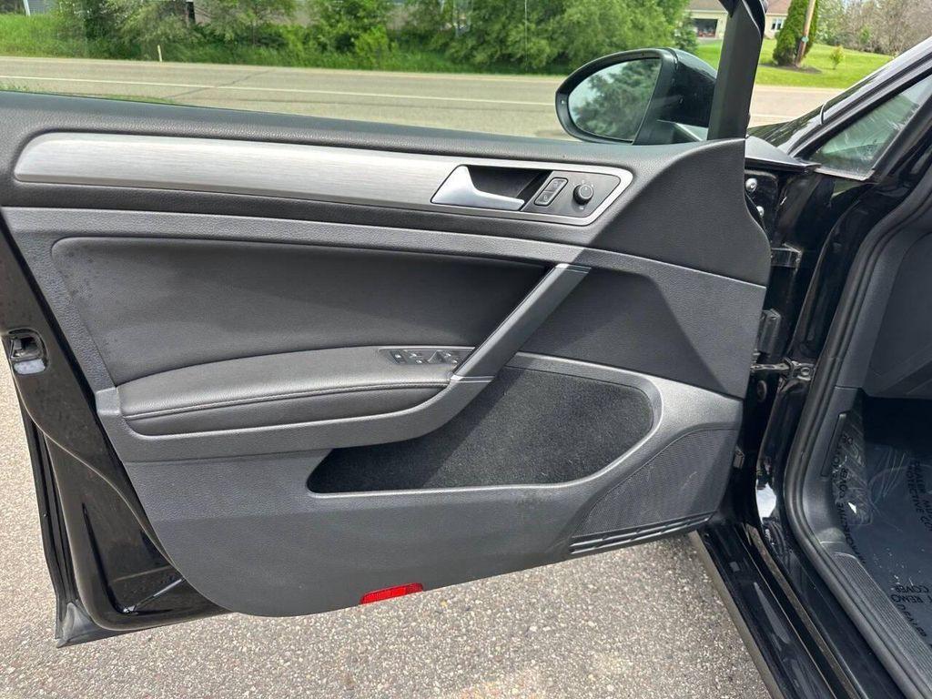 used 2017 Volkswagen Golf SportWagen car, priced at $11,999