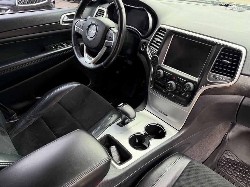 used 2015 Jeep Grand Cherokee car, priced at $9,500