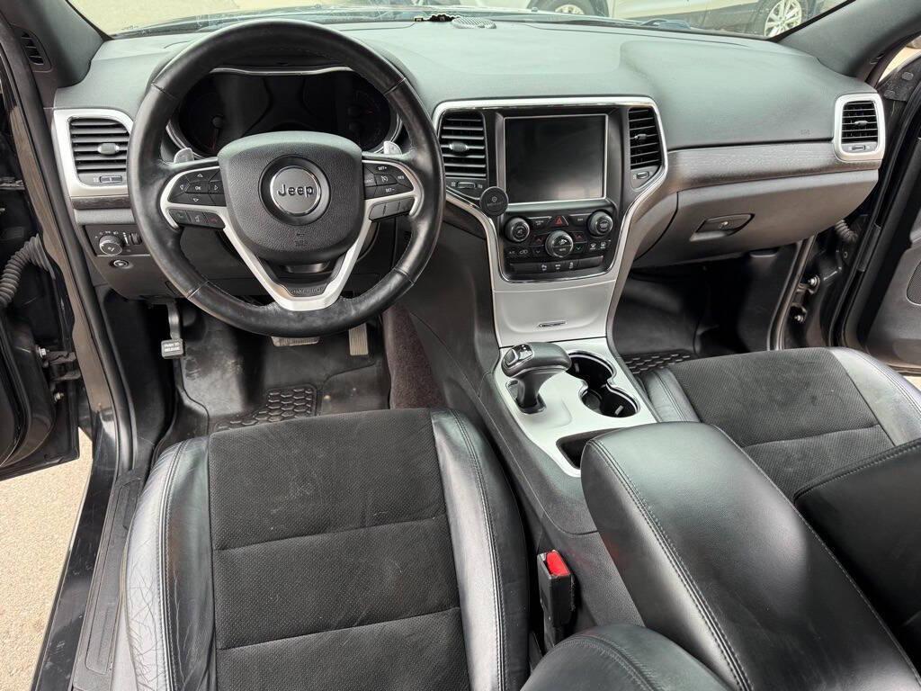 used 2015 Jeep Grand Cherokee car, priced at $9,500