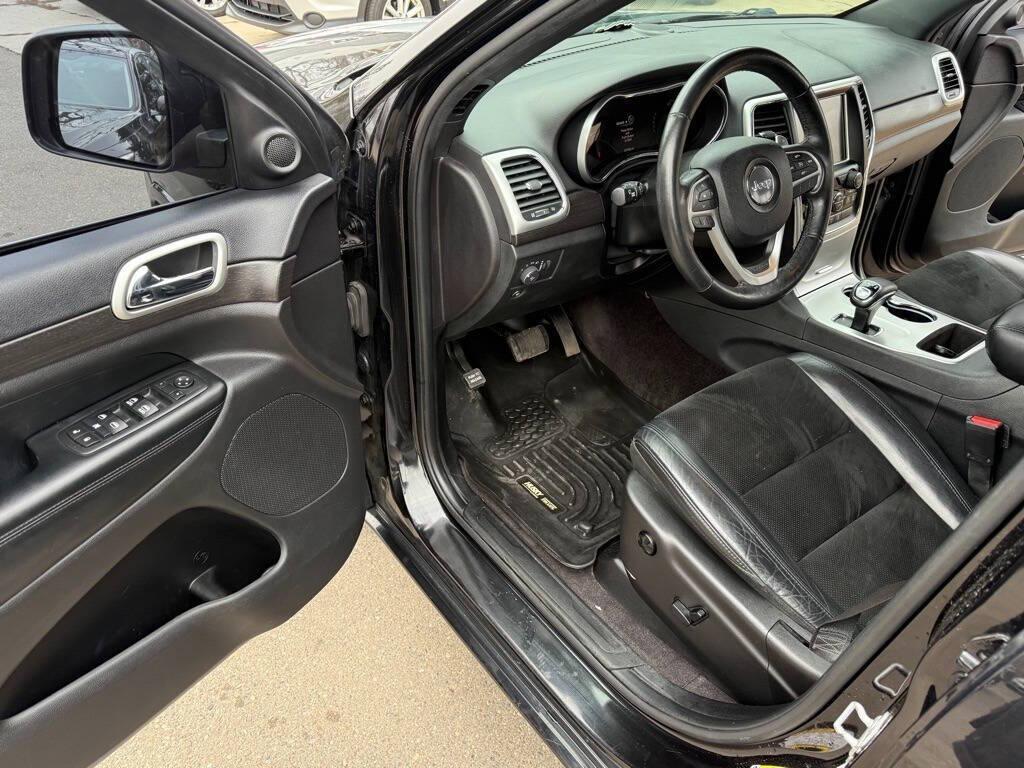 used 2015 Jeep Grand Cherokee car, priced at $9,500
