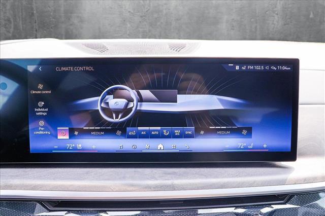 new 2026 BMW X7 car, priced at $100,335