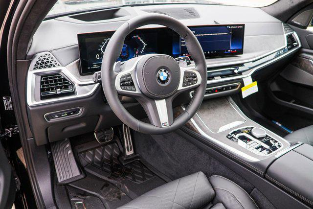 new 2025 BMW X7 car, priced at $99,035