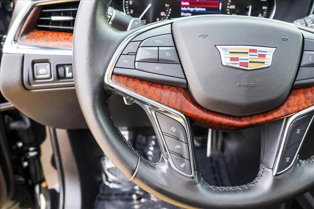 used 2020 Cadillac XT5 car, priced at $32,491