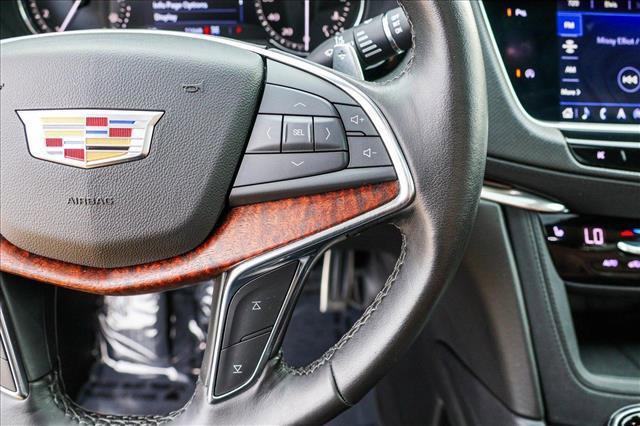 used 2020 Cadillac XT5 car, priced at $32,491