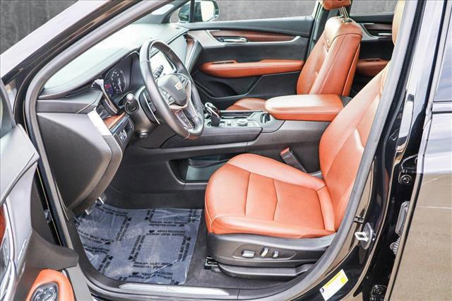 used 2020 Cadillac XT5 car, priced at $32,491