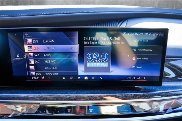 new 2025 BMW i7 car, priced at $129,405