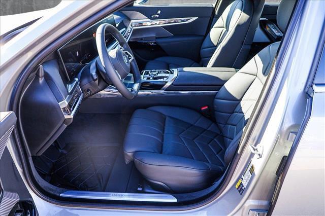 new 2025 BMW i7 car, priced at $129,405