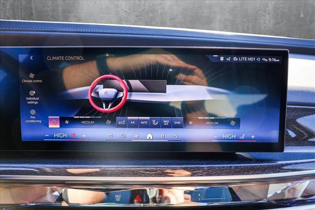 new 2025 BMW i7 car, priced at $129,405