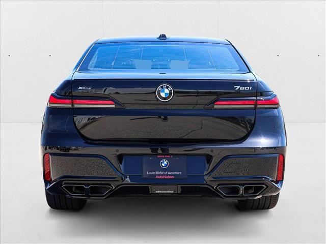 new 2025 BMW 760 car, priced at $128,450