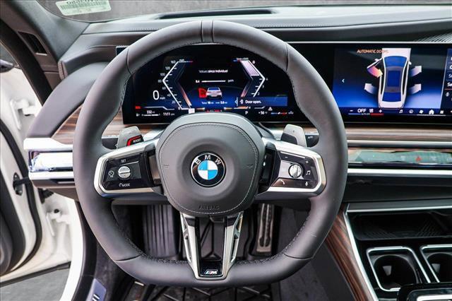 new 2025 BMW 760 car, priced at $140,450