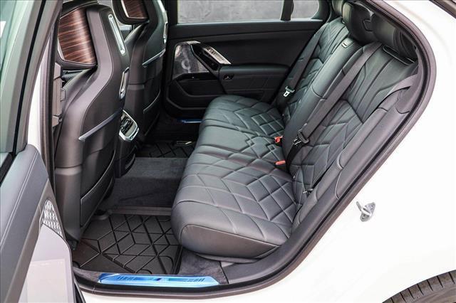 new 2025 BMW 760 car, priced at $140,450