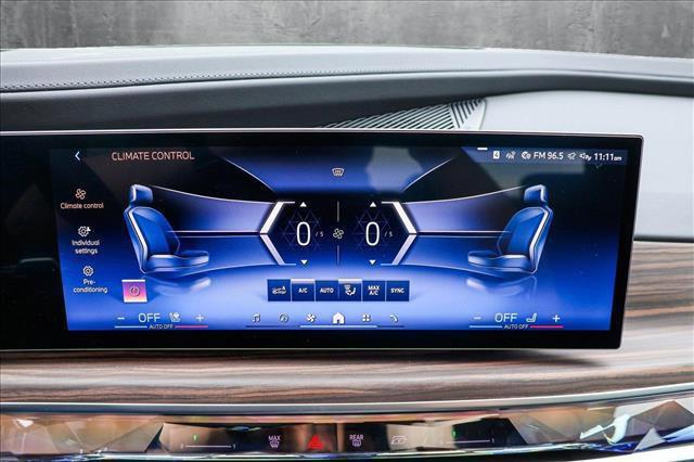 new 2025 BMW 760 car, priced at $140,450