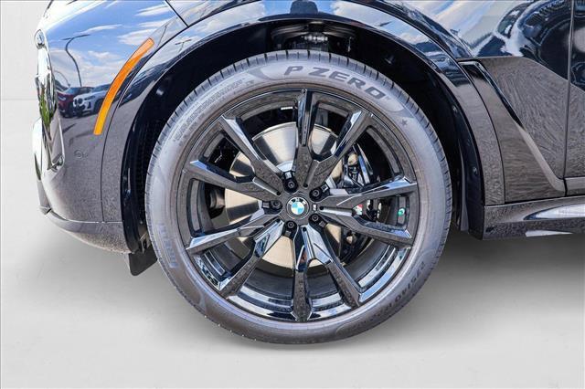new 2026 BMW X7 car, priced at $100,335
