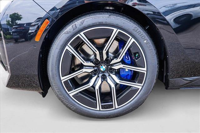 new 2025 BMW 760 car, priced at $128,625