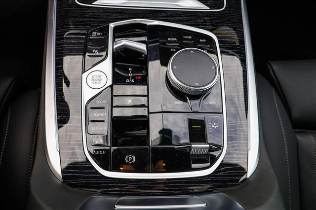 used 2025 BMW X7 car, priced at $112,580