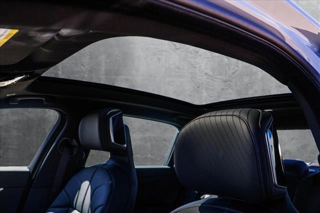 new 2025 BMW i7 car, priced at $134,205