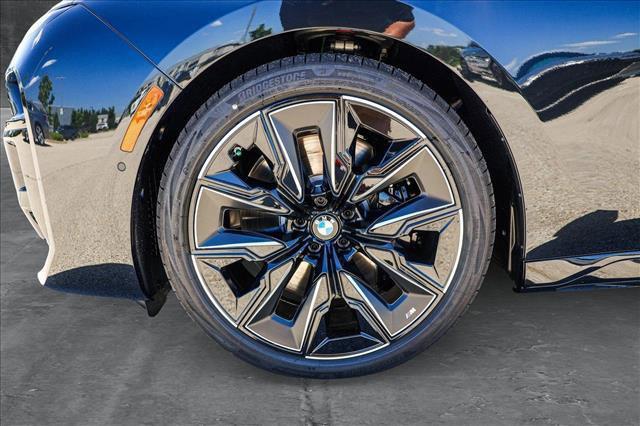 new 2025 BMW 760 car, priced at $136,930