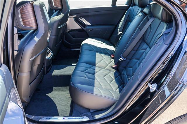 new 2025 BMW 760 car, priced at $133,975