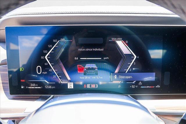 new 2025 BMW 760 car, priced at $133,975