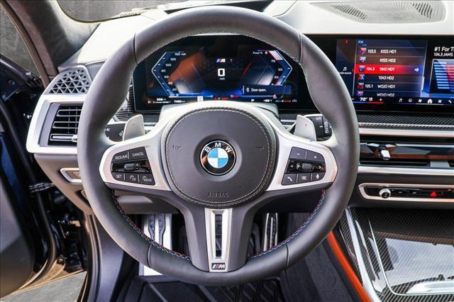 new 2025 BMW X7 car, priced at $114,605