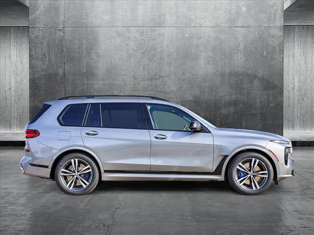 new 2025 BMW X7 car, priced at $116,405