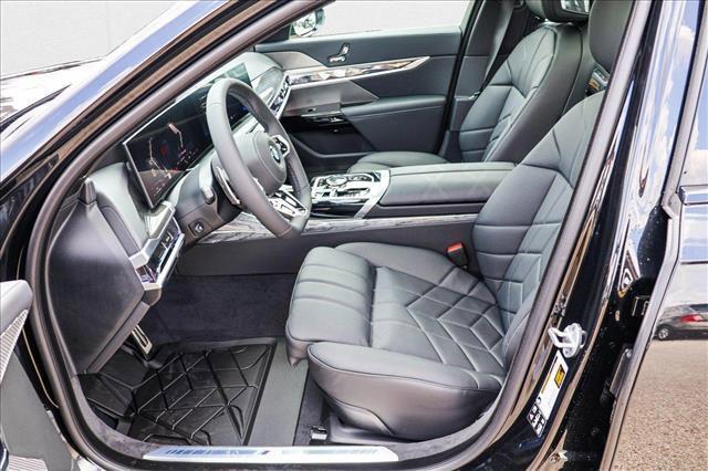 new 2025 BMW 760 car, priced at $127,925