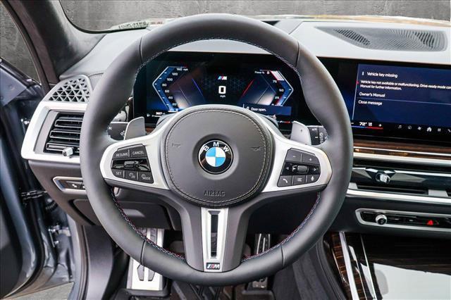 new 2025 BMW X7 car, priced at $118,575