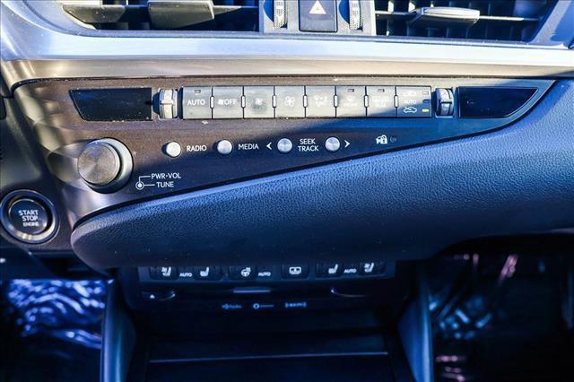 used 2019 Lexus ES 350 car, priced at $25,491