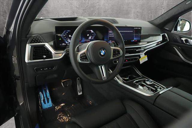 new 2025 BMW X7 car, priced at $121,495