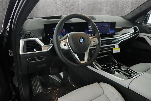 used 2025 BMW X7 car, priced at $92,525