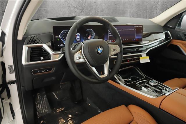 new 2025 BMW X7 car, priced at $92,485