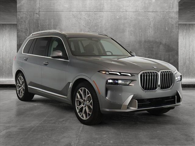 new 2025 BMW X7 car, priced at $90,385