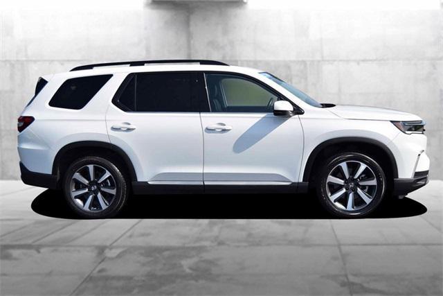 used 2023 Honda Pilot car, priced at $41,388