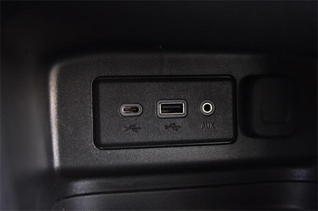 used 2024 Chevrolet Equinox car, priced at $22,888