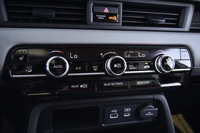 new 2025 Honda Pilot car, priced at $51,095