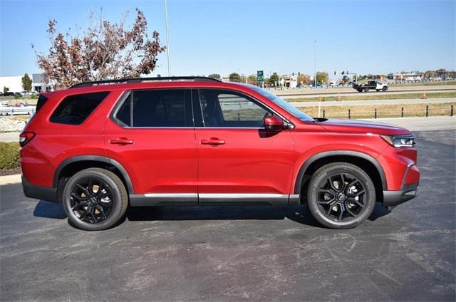 new 2025 Honda Pilot car, priced at $51,350