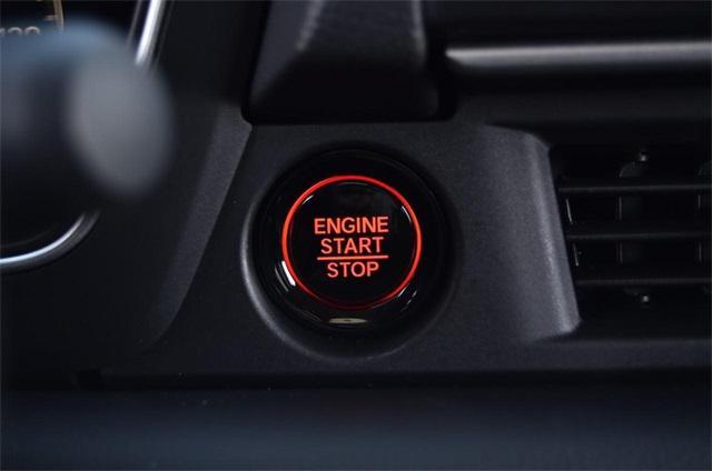 new 2025 Honda Pilot car, priced at $51,350