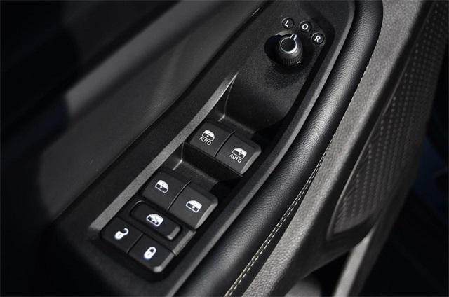 used 2024 Jeep Grand Cherokee L car, priced at $31,888