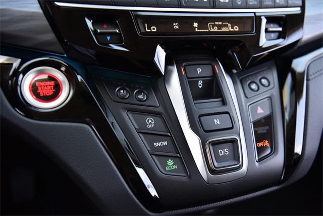 new 2025 Honda Odyssey car, priced at $53,085