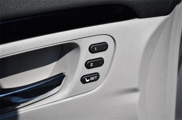 used 2021 Honda Pilot car, priced at $32,688
