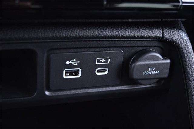 new 2025 Honda Pilot car, priced at $51,350