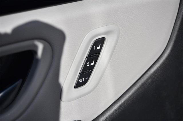 new 2025 Honda Pilot car, priced at $51,550