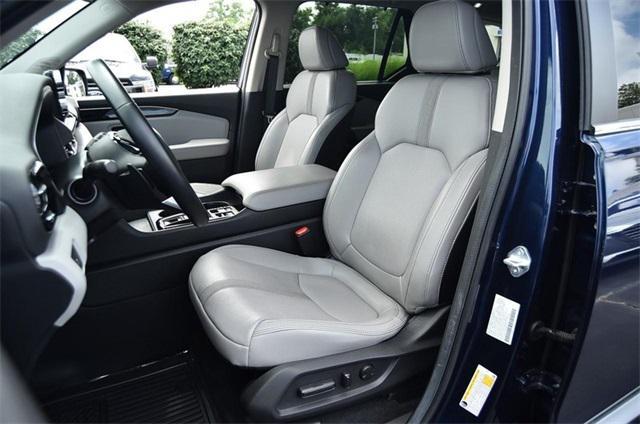 used 2025 Honda Pilot car, priced at $43,888