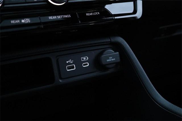 new 2025 Honda Pilot car, priced at $50,895