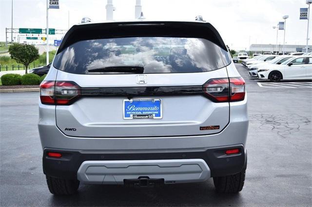 new 2025 Honda Pilot car, priced at $50,850