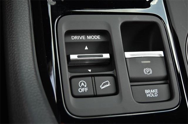 new 2025 Honda Pilot car, priced at $50,850