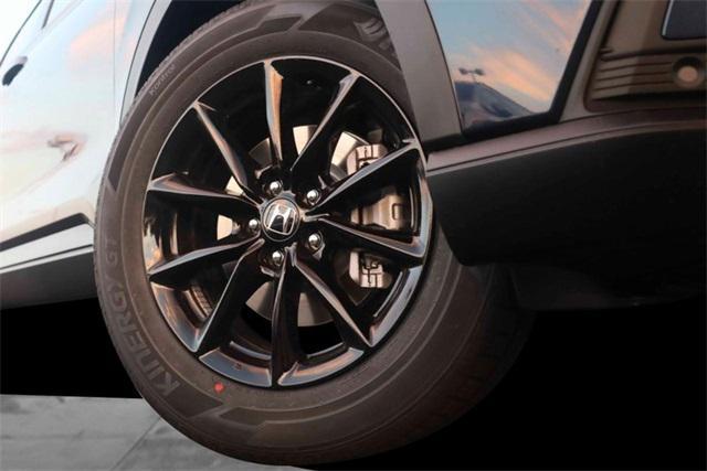 new 2026 Honda CR-V Hybrid car, priced at $41,675